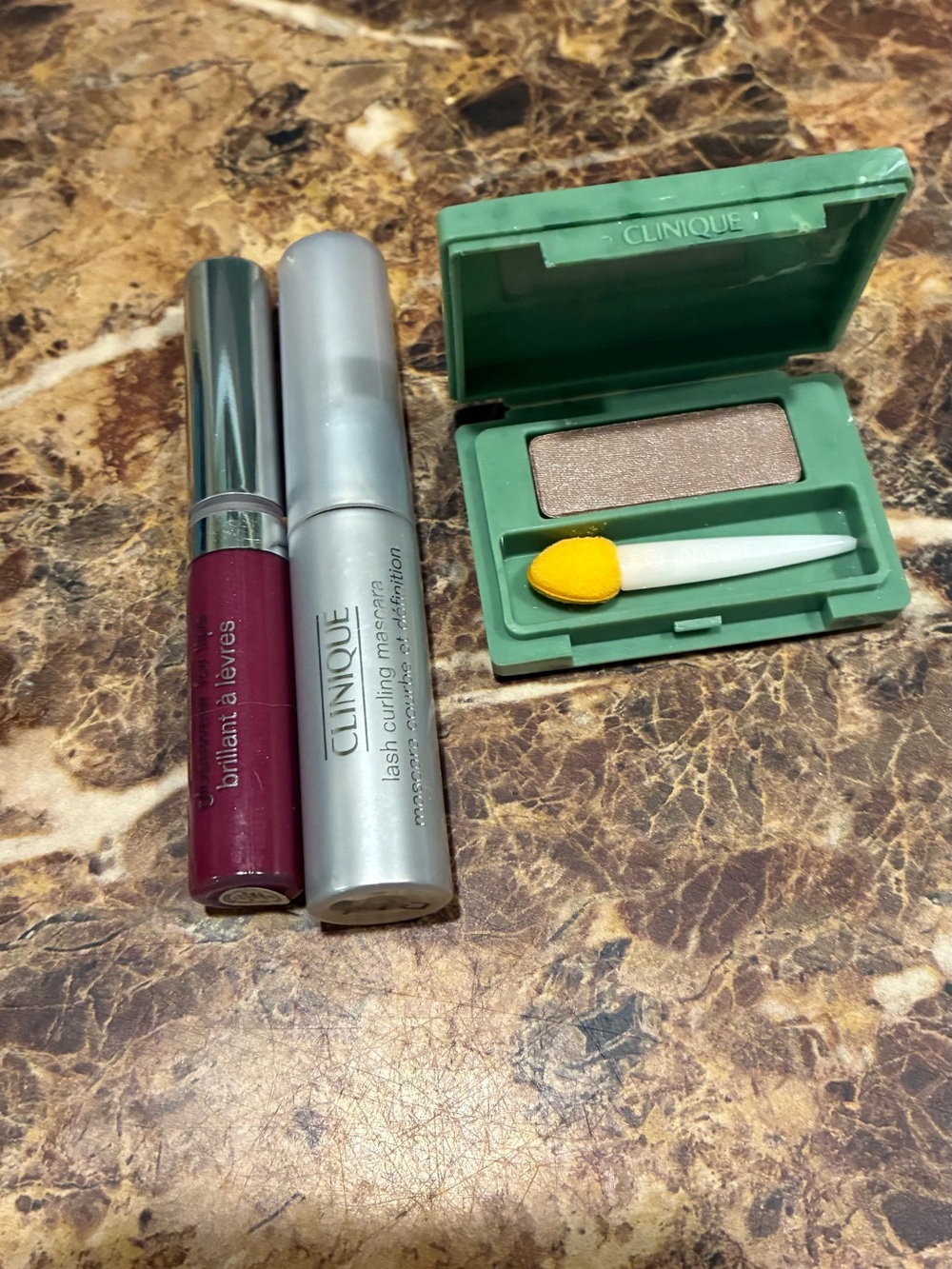 Vintage Clinique Makeup Lot - FOXY Eyeshadow Compact & Cherry Berry Mini - NEW